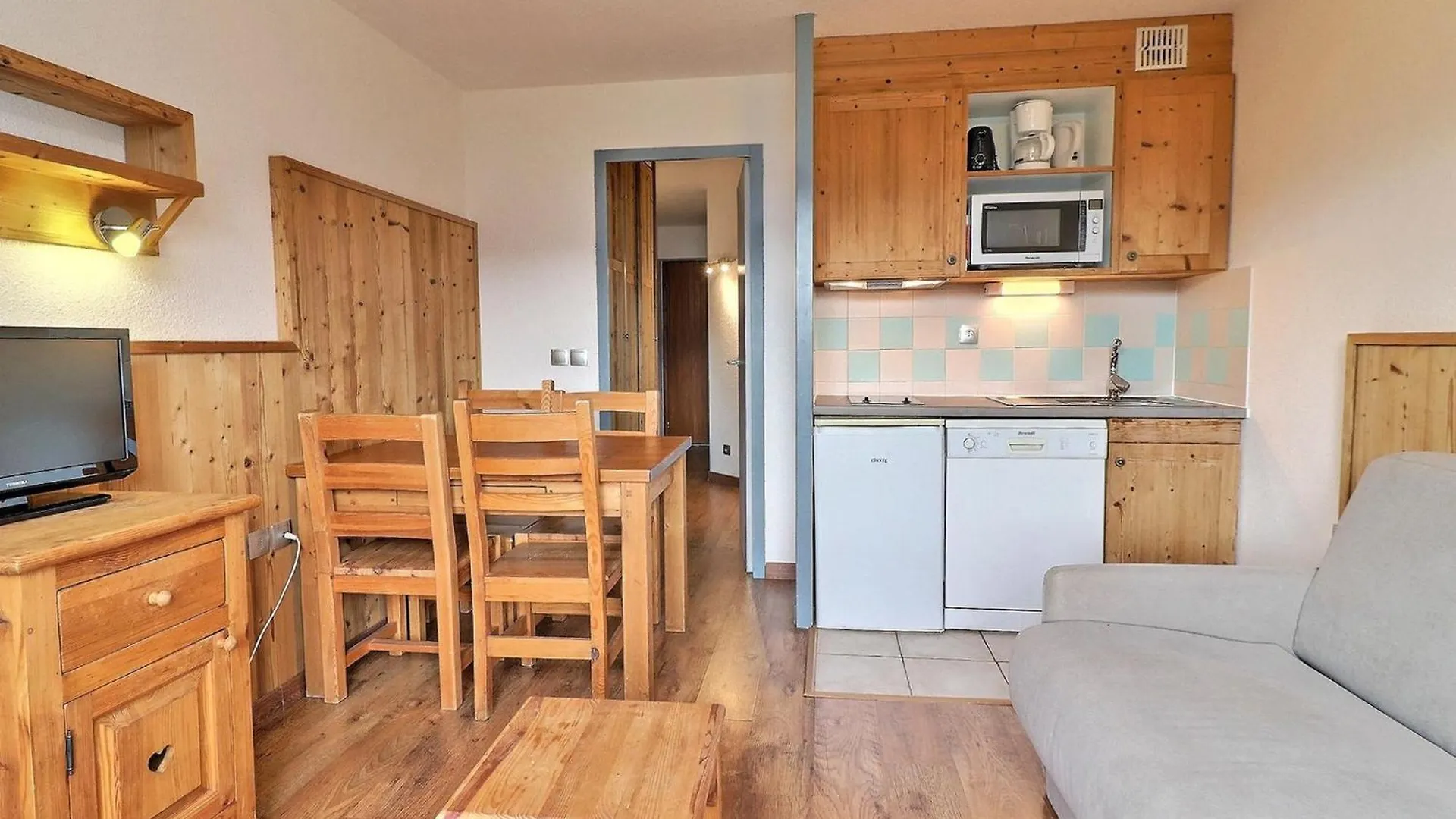 Charmant Appartement A La Tania - 4 Personnes, 25M², Balcon, Au Pied Des Pistes - Fr-1-182A-26 Courchevel Apartment